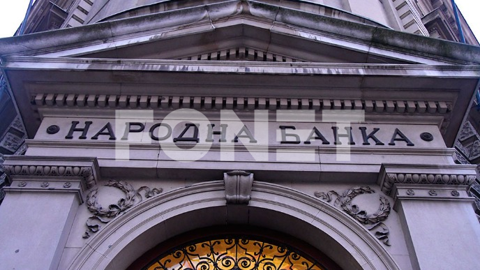 Oprezna politika Srbije